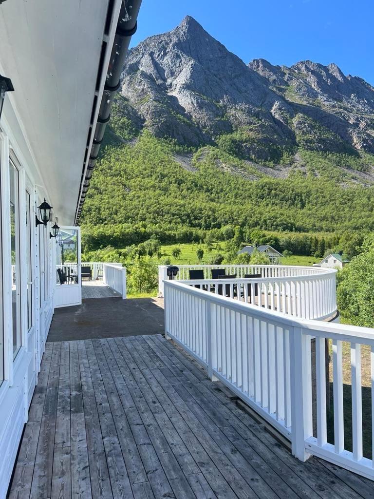 Aparthotel Senja Living Stonglandseidet Exteriér fotografie